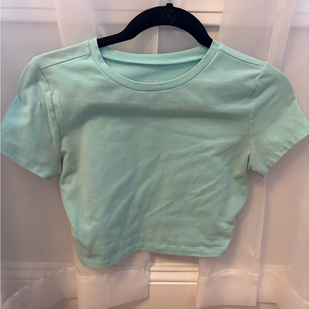 BASIC BLUE SHIRT
